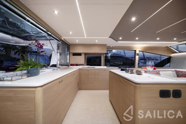 Aquila 54 - Yacht Charter Sailica