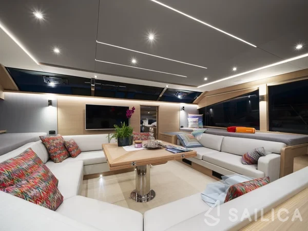 Aquila 54 - Yacht Charter Sailica