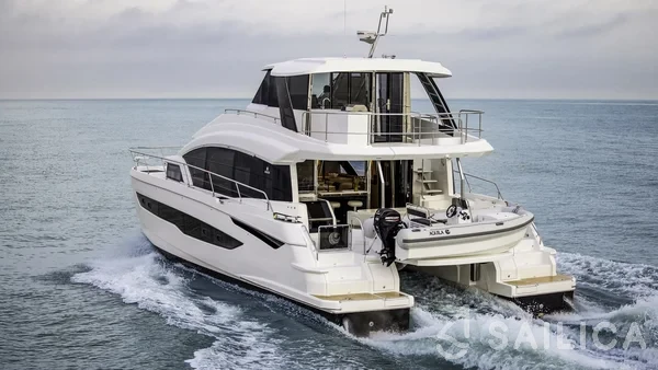 Aquila 54 - Yacht Charter Sailica