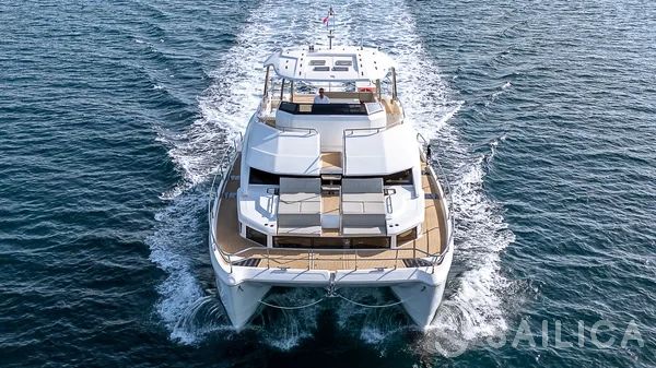Aquila 54 - Yacht Charter Sailica