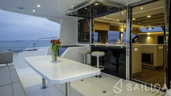 Aquila 54 - Yacht Charter Sailica
