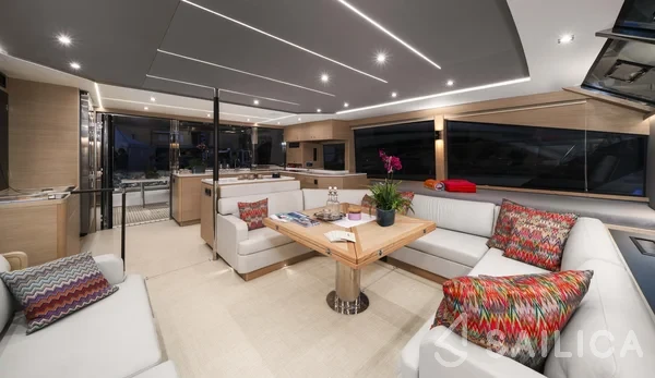 Aquila 54 - Yacht Charter Sailica