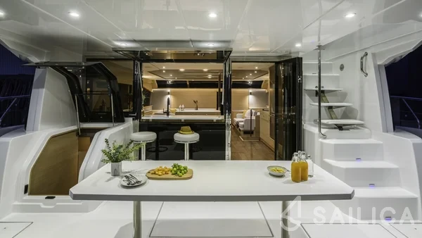 Aquila 54 - Yacht Charter Sailica