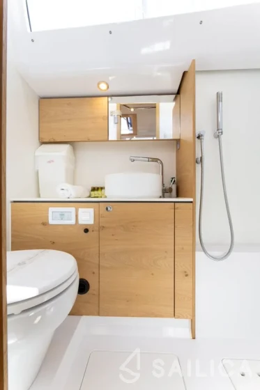 Elan 45 Impression - Yacht Charter Sailica