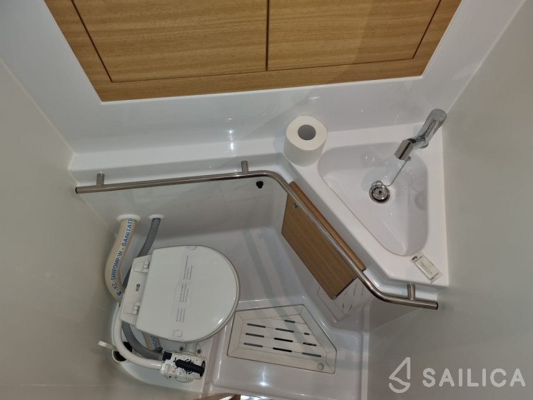 Elan Impression 45.1 - Yacht Charter Sailica