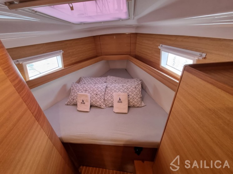 Elan Impression 45.1 - Yacht Charter Sailica