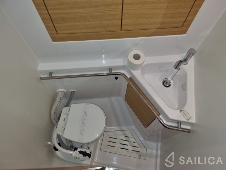 Elan Impression 45.1 - Yacht Charter Sailica