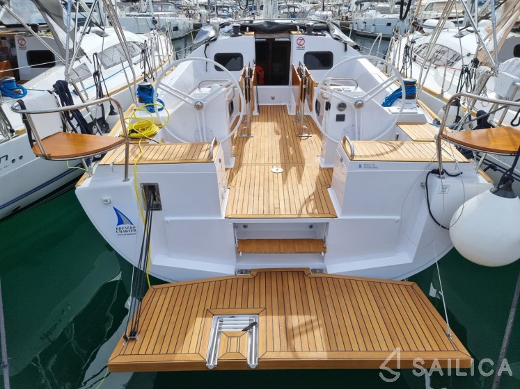 Elan Impression 45.1 - Yacht Charter Sailica
