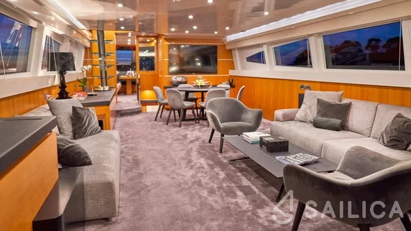 Canados 86 - Yacht Charter Sailica