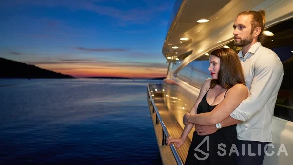 Canados 86 - Yacht Charter Sailica