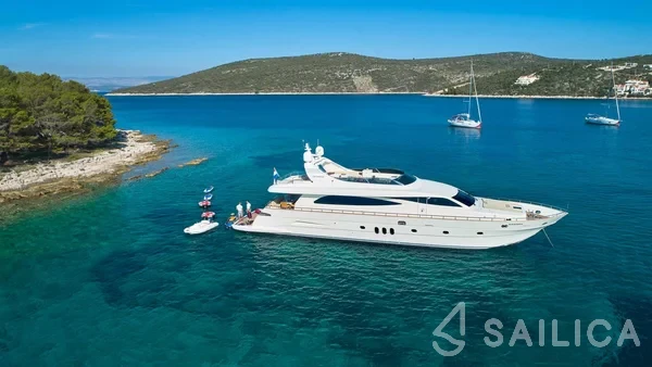 Canados 86 - Yacht Charter Sailica