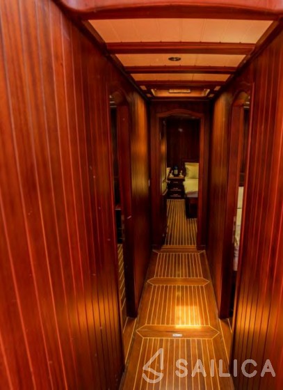 Gulet - Yacht Charter Sailica