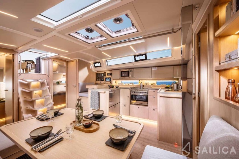 Bavaria 46 Cruiser - Yacht Charter Sailica