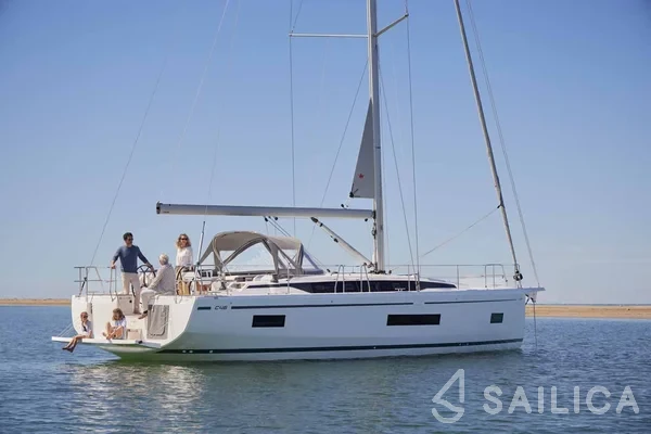 Bavaria 46 Cruiser - Yacht Charter Sailica