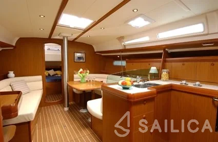 Sun Odyssey 42i - Yacht Charter Sailica