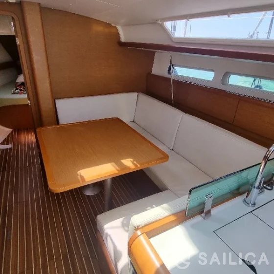 Sun Odyssey 419 - Yacht Charter Sailica