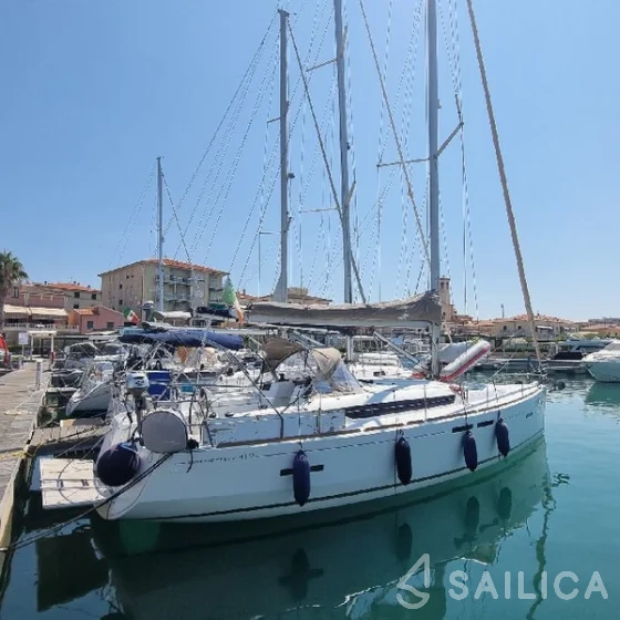 Sun Odyssey 419 - Yacht Charter Sailica