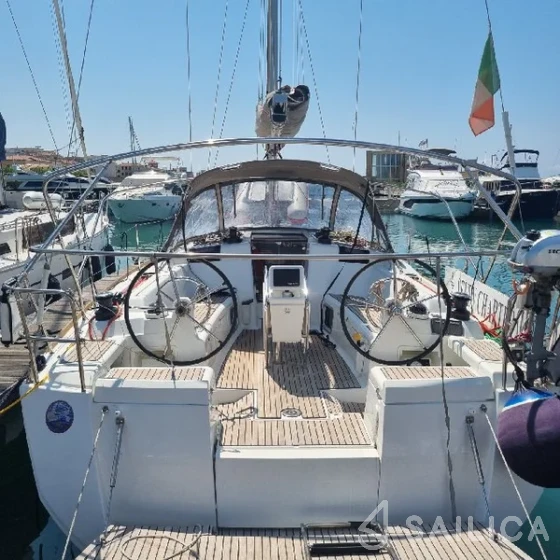 Sun Odyssey 419 - Yacht Charter Sailica