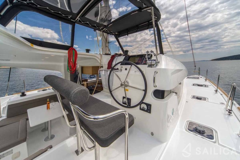 Lagoon 39 - Yacht Charter Sailica