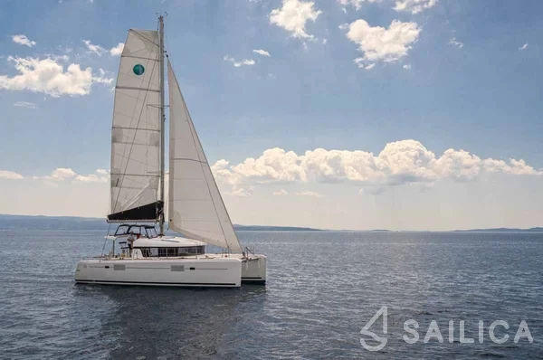 Lagoon 39 - Yacht Charter Sailica