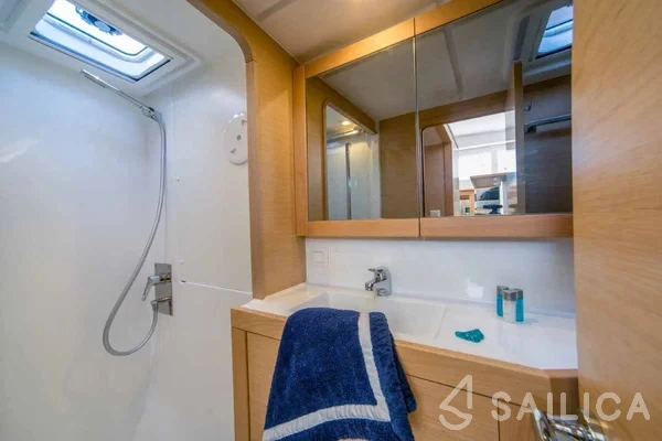 Lagoon 39 - Yacht Charter Sailica