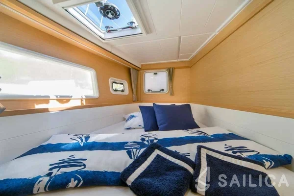 Lagoon 39 - Yacht Charter Sailica