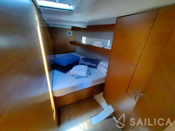 Sun Odyssey 440 - Yacht Charter Sailica