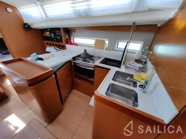 Sun Odyssey 440 - Yacht Charter Sailica