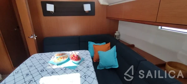 Bavaria 46 Cruiser - Yacht Charter Sailica