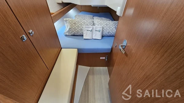 Bavaria Cruiser 34 Style - Yacht Charter Sailica