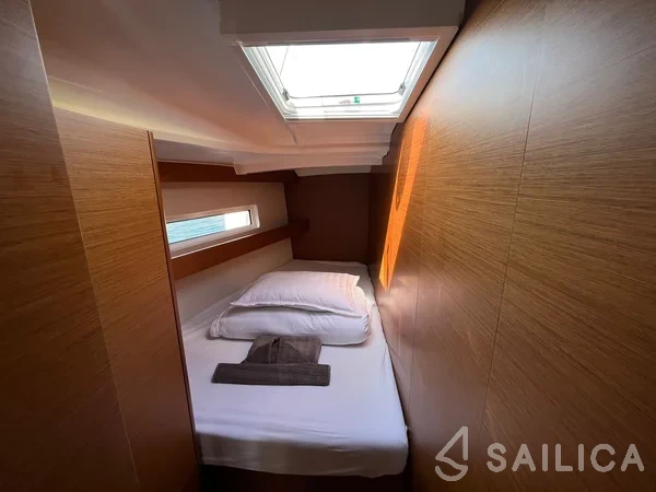 Sun Odyssey 440 - Yacht Charter Sailica