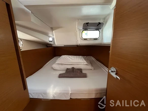 Sun Odyssey 440 - Yacht Charter Sailica