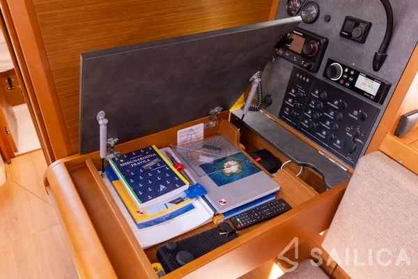 Sun Odyssey 349 - Yacht Charter Sailica