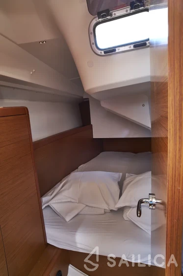 Sun Odyssey 349 - Yacht Charter Sailica