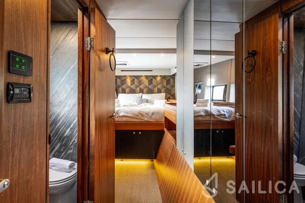 Catamaran - Yacht Charter Sailica