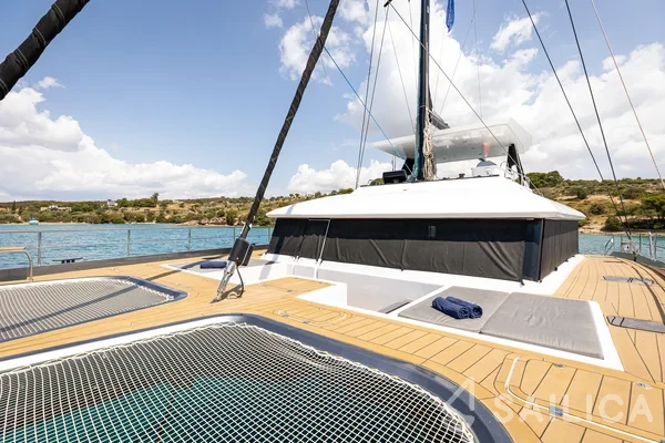 Catamaran - Yacht Charter Sailica