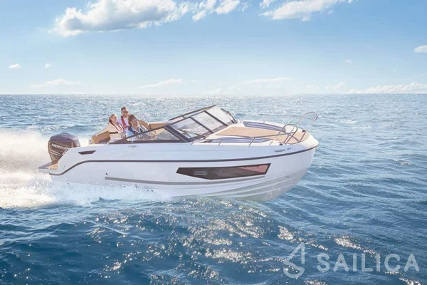Quicksilver Activ 755 Sundeck - Yacht Charter Sailica