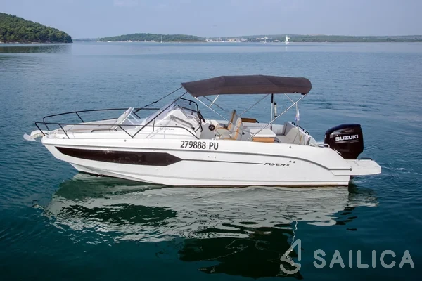 Beneteau Flyer 8 SUNdeck - Yacht Charter Sailica
