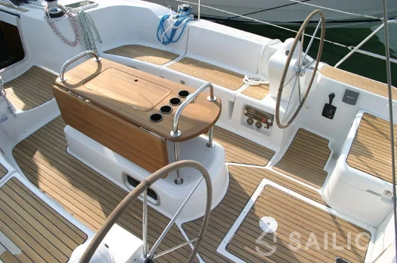Sun Odyssey 45 - Yacht Charter Sailica