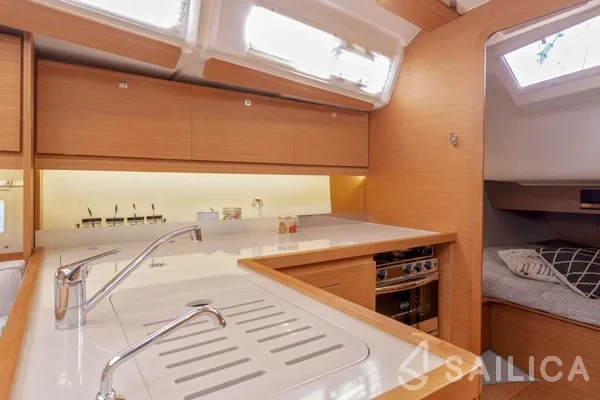 Dufour 390 Grand Large - Yacht Charter Sailica