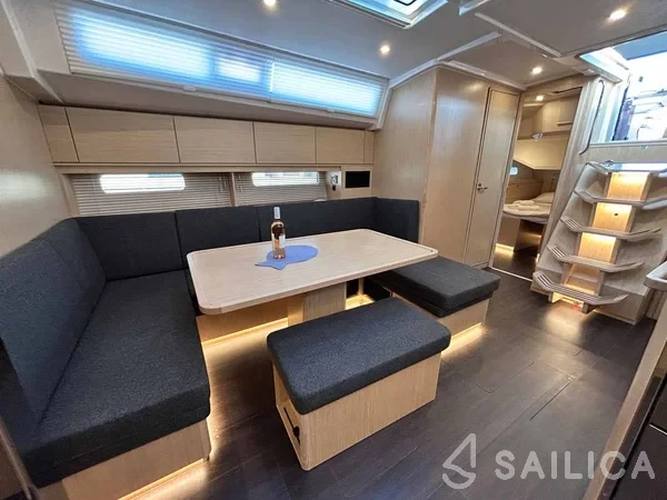 Bavaria 46 Cruiser - Yacht Charter Sailica