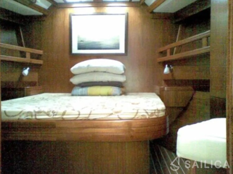 Ocean Star 51.2 - Yacht Charter Sailica