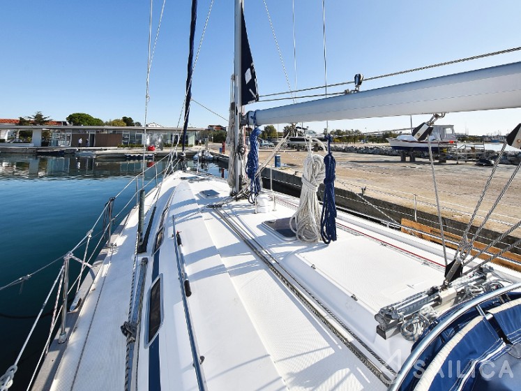 Bavaria 44 - Yacht Charter Sailica