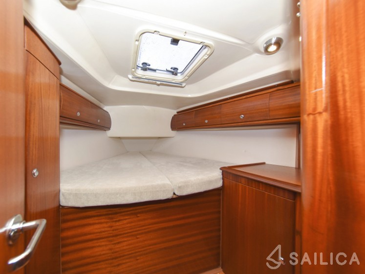 Bavaria 44 - Yacht Charter Sailica