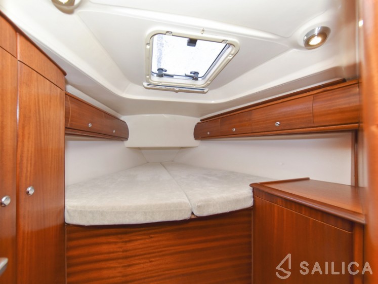 Bavaria 44 - Yacht Charter Sailica