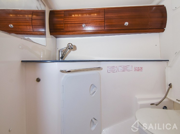 Bavaria 44 - Yacht Charter Sailica
