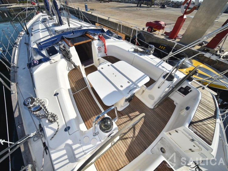 Bavaria 44 - Yacht Charter Sailica