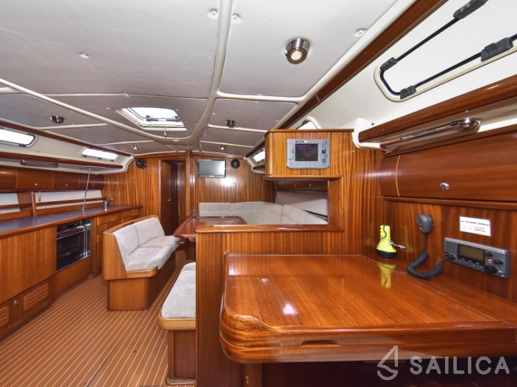 Bavaria 44 - Yacht Charter Sailica