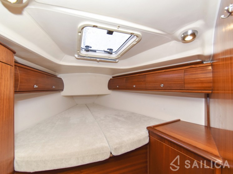 Bavaria 44 - Yacht Charter Sailica