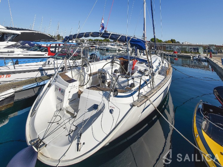 Bavaria 44 - Yacht Charter Sailica